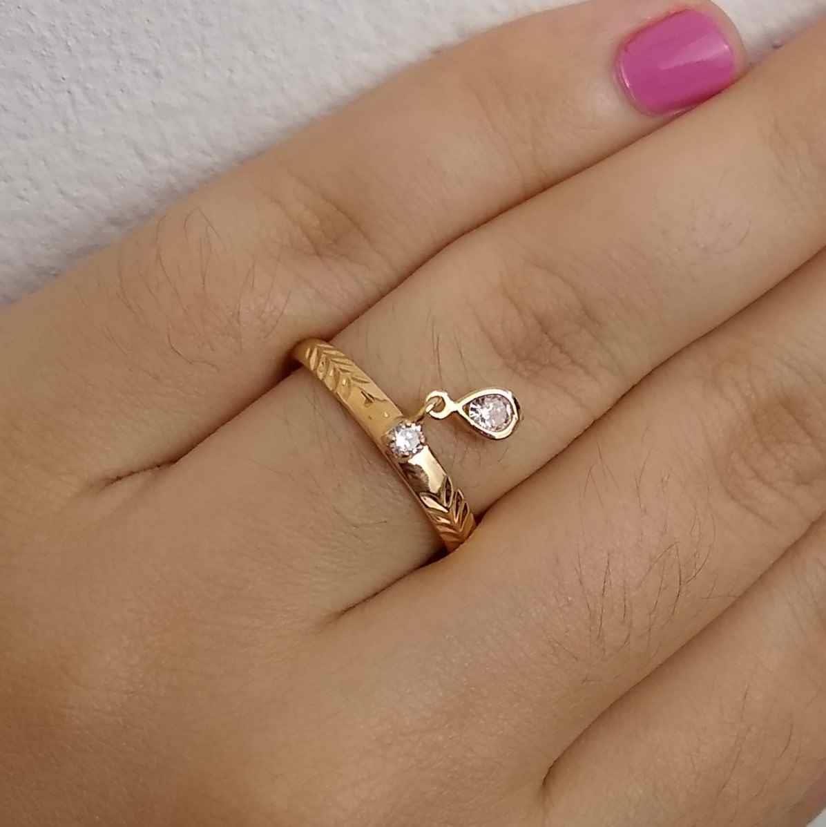 Anel Diamantado com Pingente Gota Zircônia Folheado a Ouro