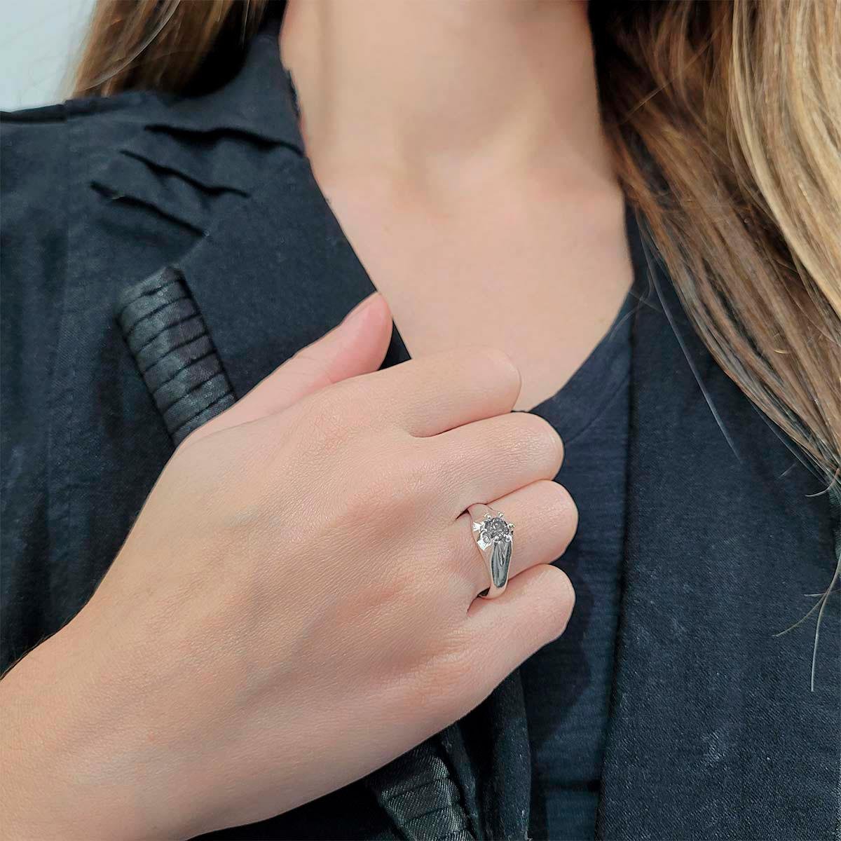 Anel de Prata Solitário com Seis Garras