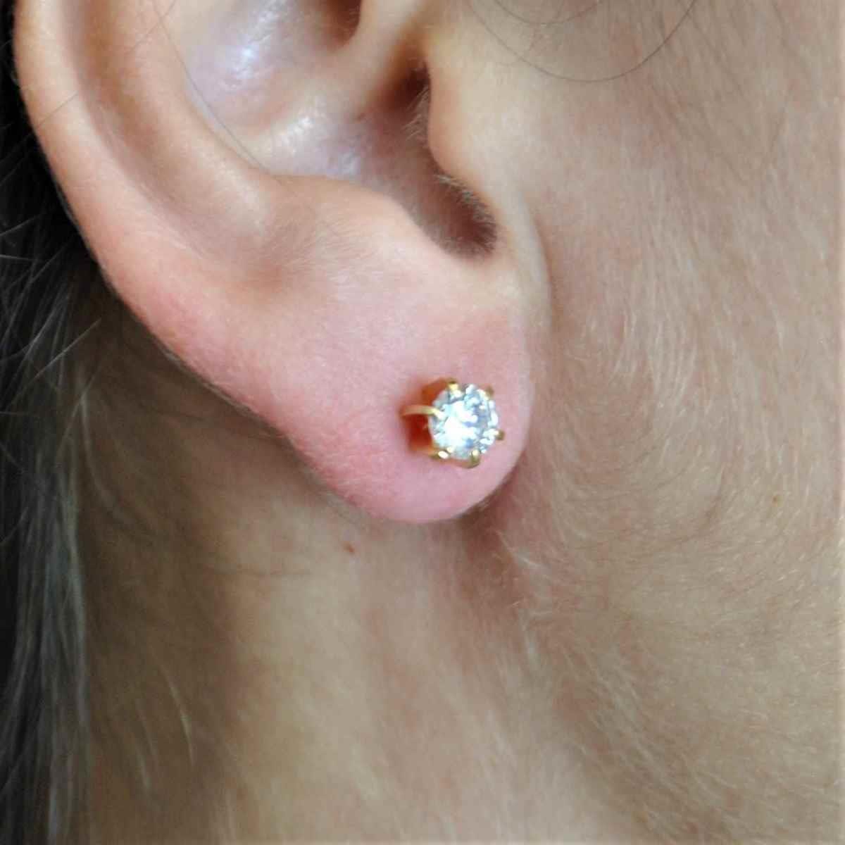Brinco de Cilindro com Strass Folheado a Ouro