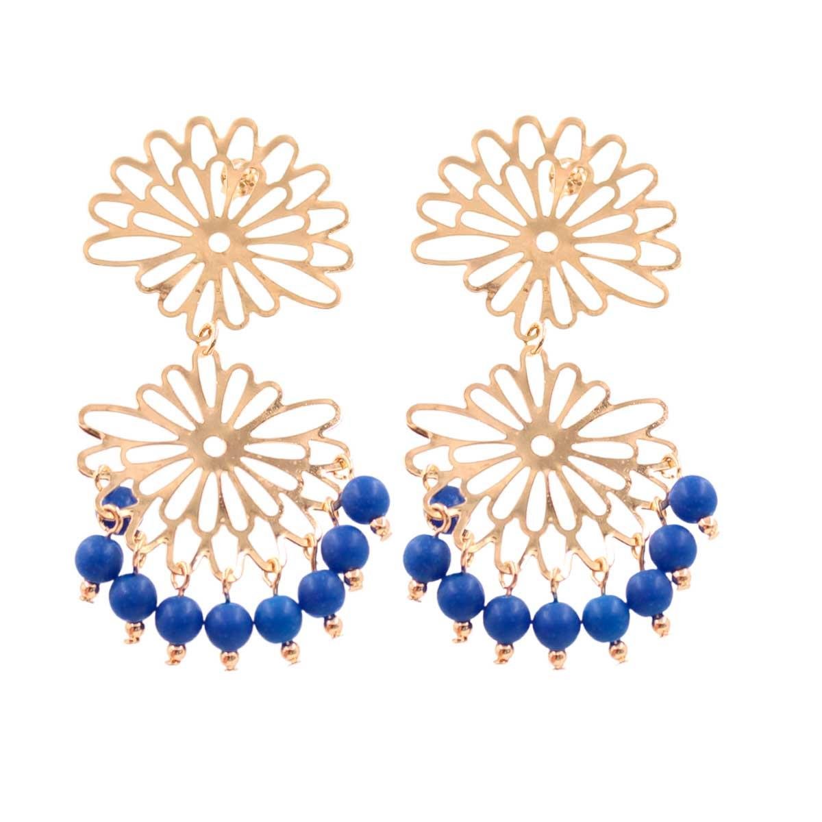 Brinco de Flor Vazada com Franja de Miçanga Folheado a Ouro