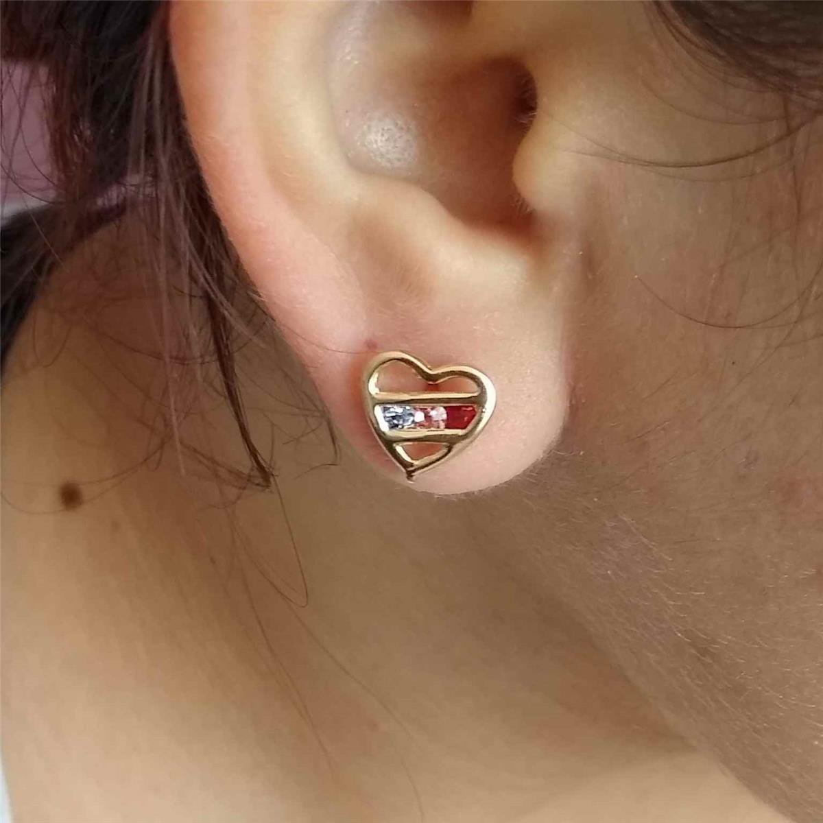 Brinco de Coração com Três Pedras Folheado a Ouro
