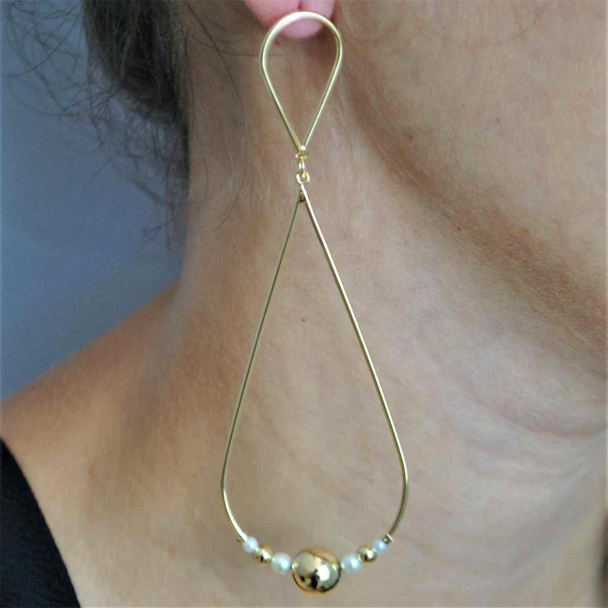 Brinco Gota Dupla Vazada com Pérola Folheado a Ouro