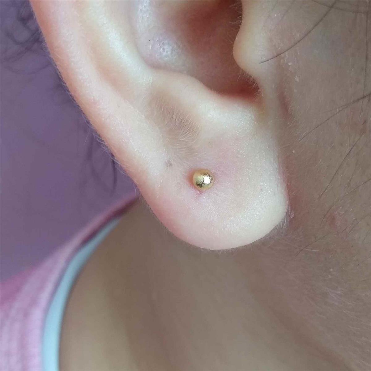 Brinco de Bolinha Mini Fosca Folheado a Ouro