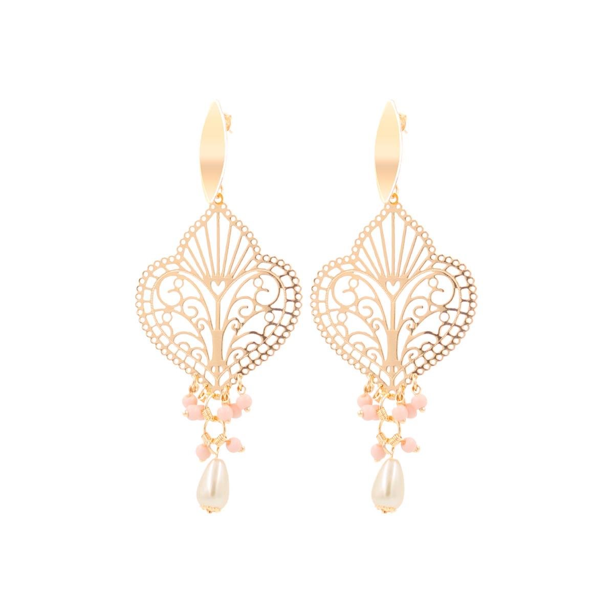 Brinco Trabalhado com Pérola e Miçangas Folheado a Ouro