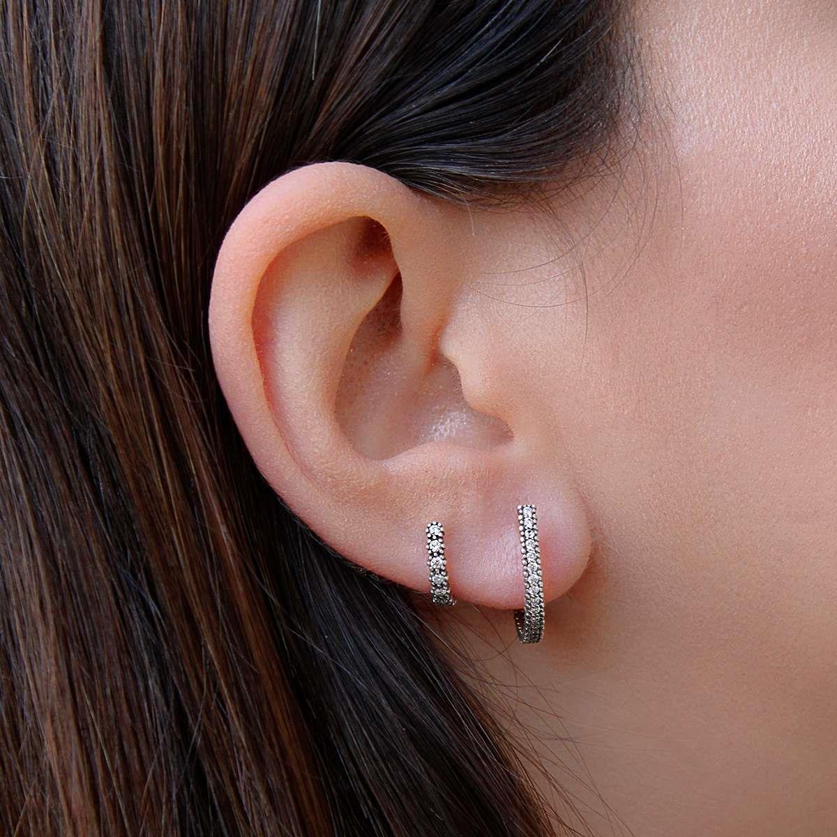 Brinco De Prata Envelhecida Semi Argola Zircônia