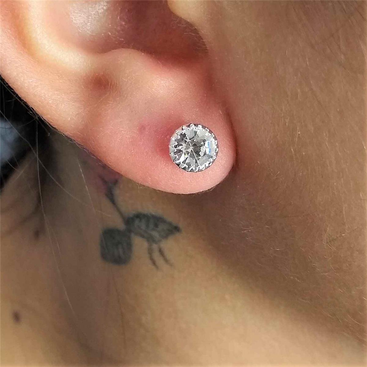 Brinco Solitário Médio com Strass Folheado a Prata