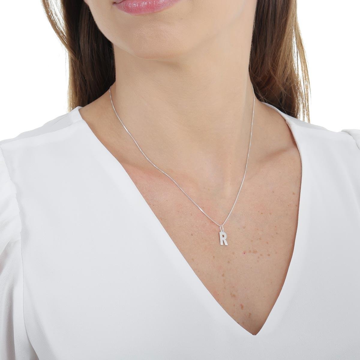 COLAR DE PRATA 925 COM PINGENTE DE LETRA