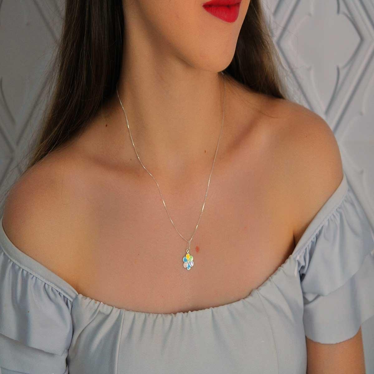 Colar com Flor Colorida de Prata 925 - prata 925