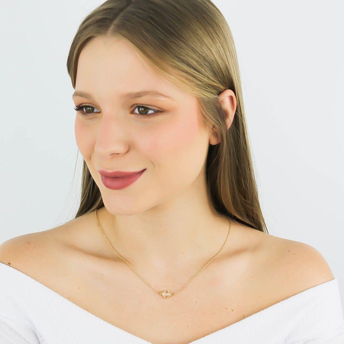 Choker Virgínia Trevo 40cm Banhado a Ouro