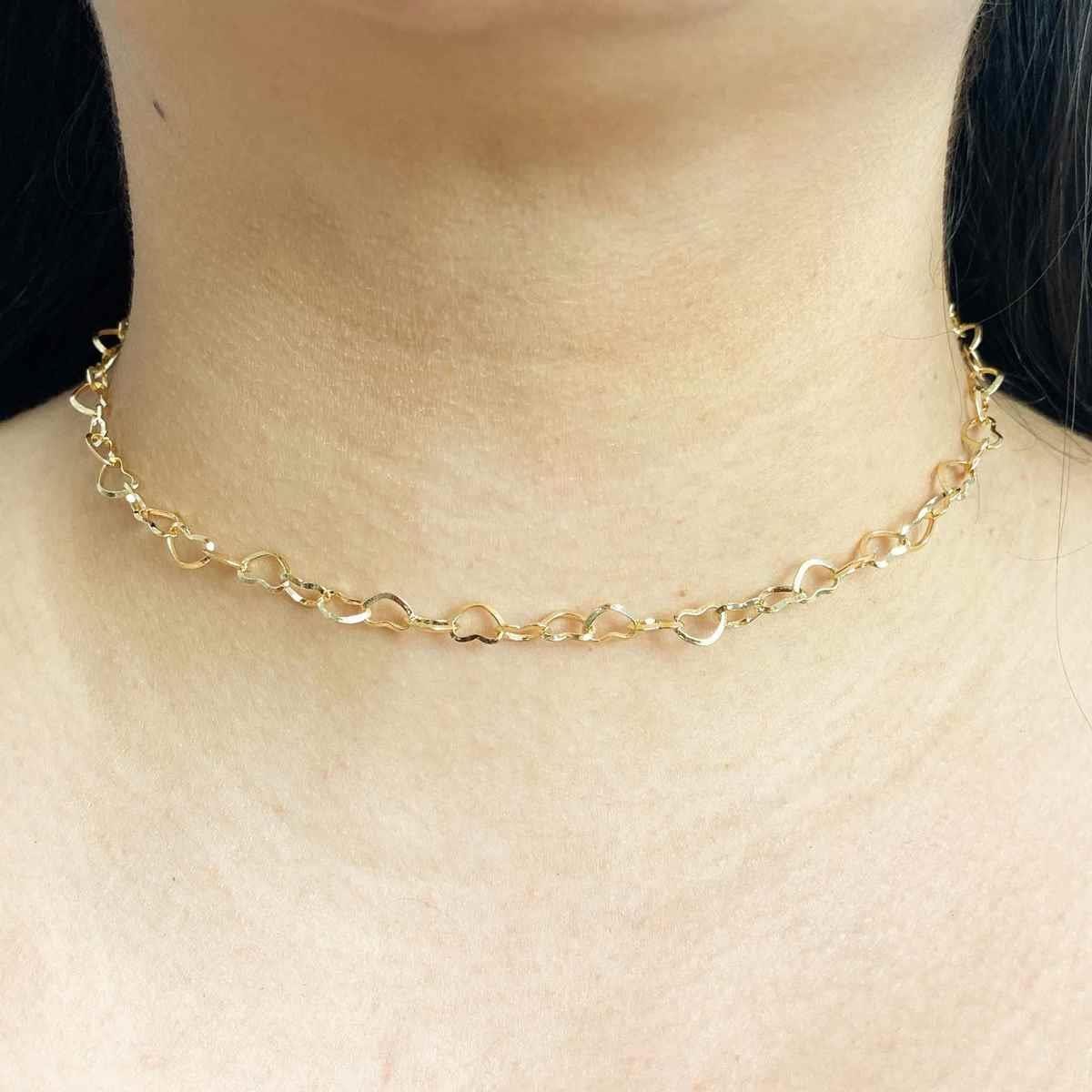 Gargantilha de Corações Vasados 40cm Folheado a Ouro