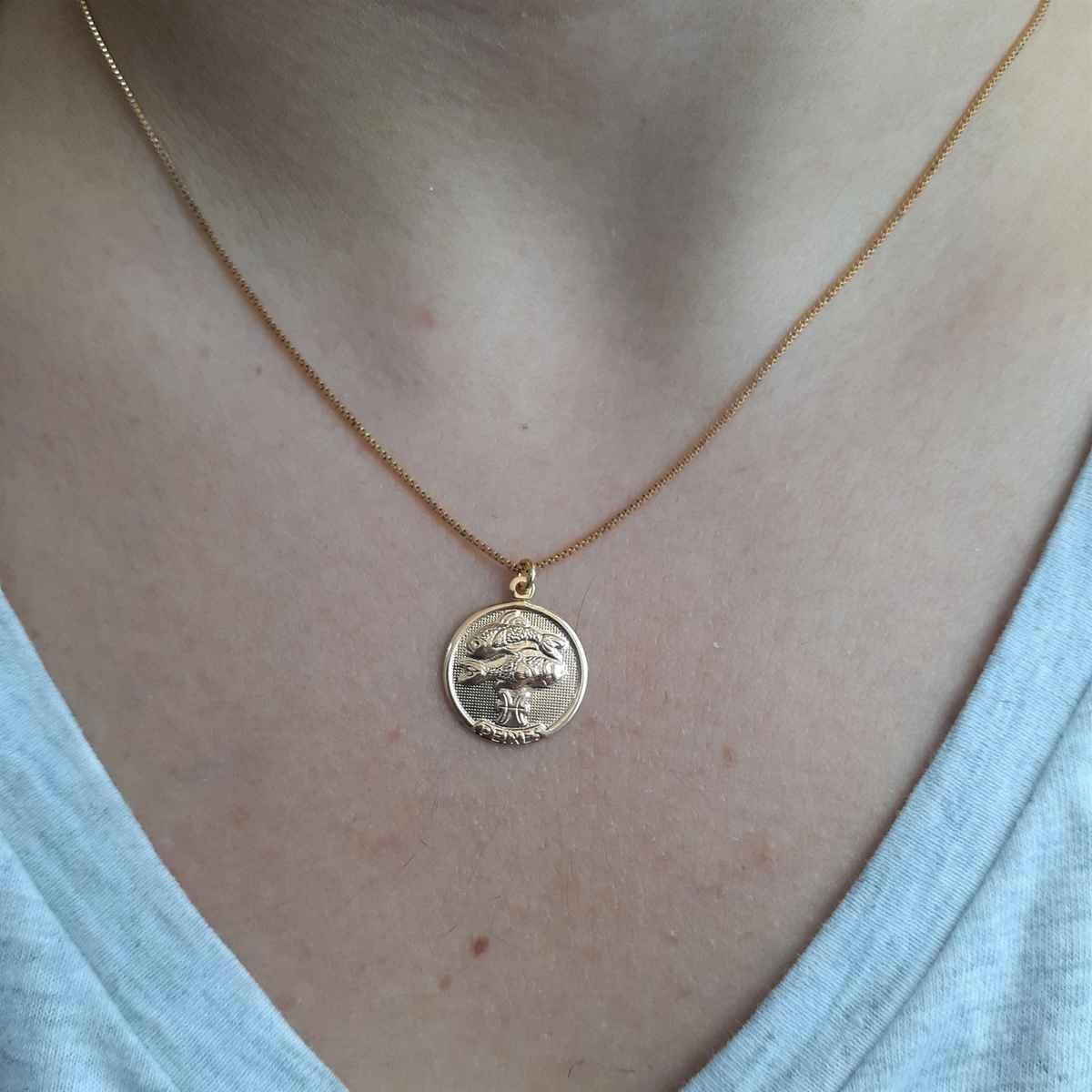 Gargantilha Veneziana Com Pingente de Signos Folheado a Ouro