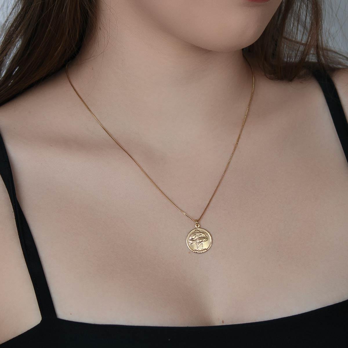 Gargantilha Veneziana Com Pingente de Signos Folheado a Ouro