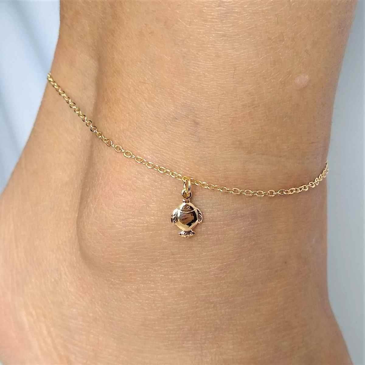 Tornozeleira Corrente Americana com Peixinho Folheado a Ouro
