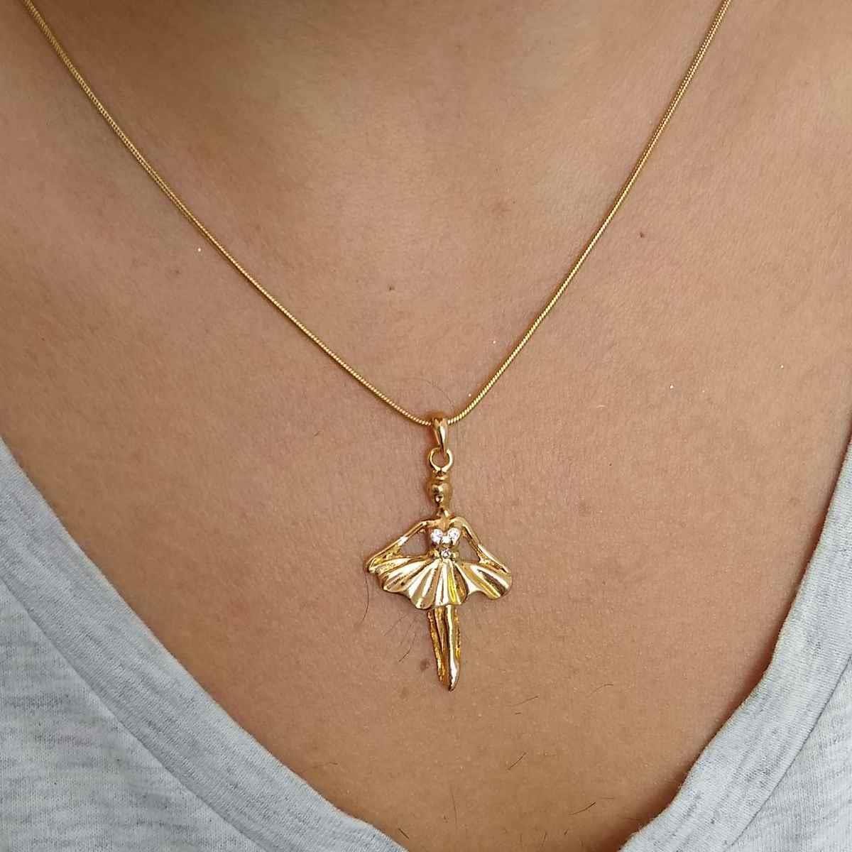 Pingente Bailarina com Pedras Folheado a Ouro