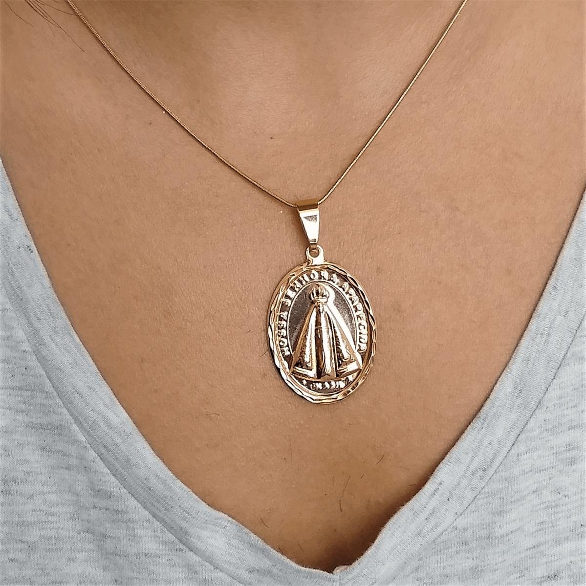 Pingente Medalha Oval de Nossa Senhora Aparecida Folheado a Ouro