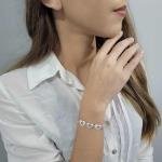 Pulseira de Prata Com Quatro Chapas de Coração Vazado 18cm