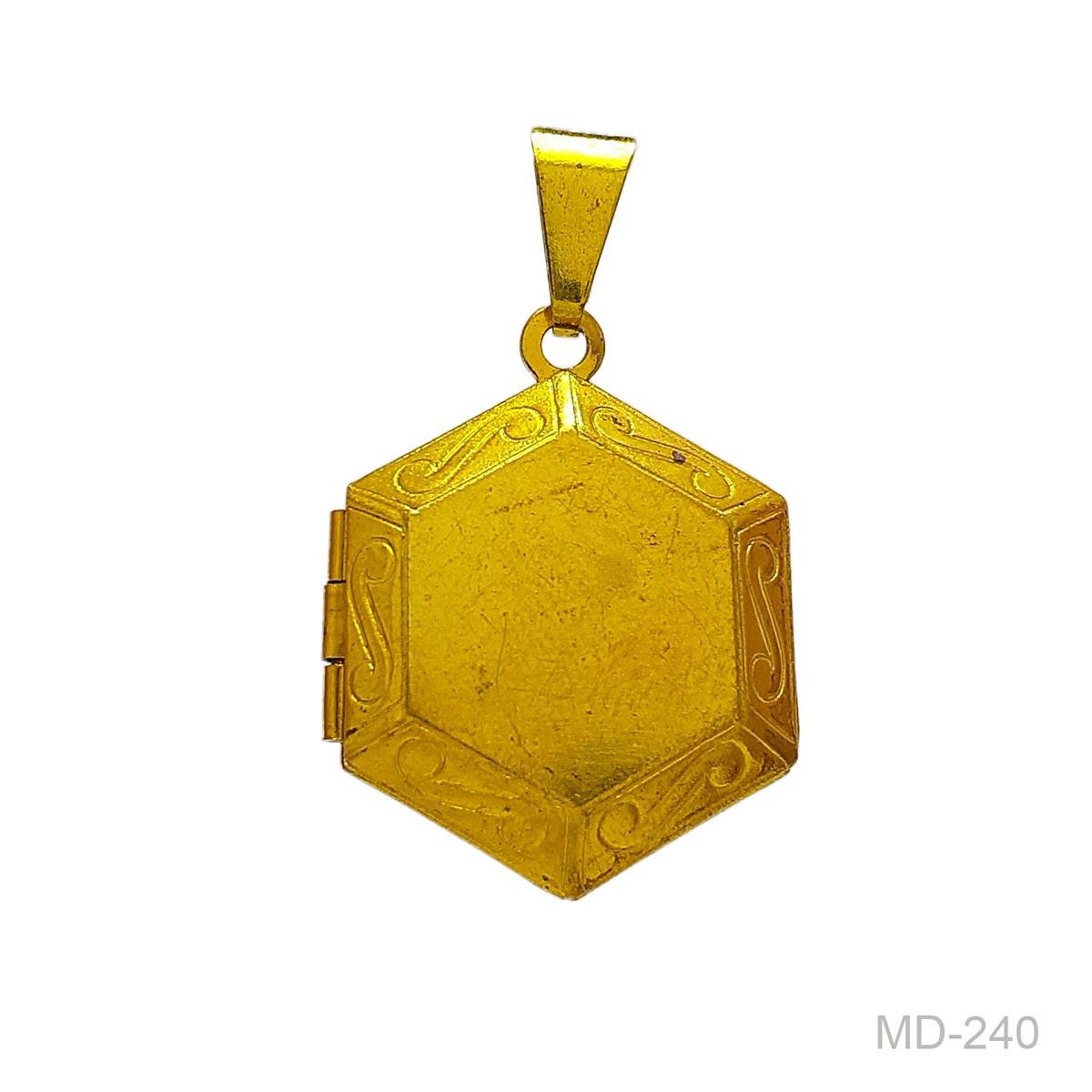 Pingente Relicário em Formato Hexagonal ( Sem banho) 